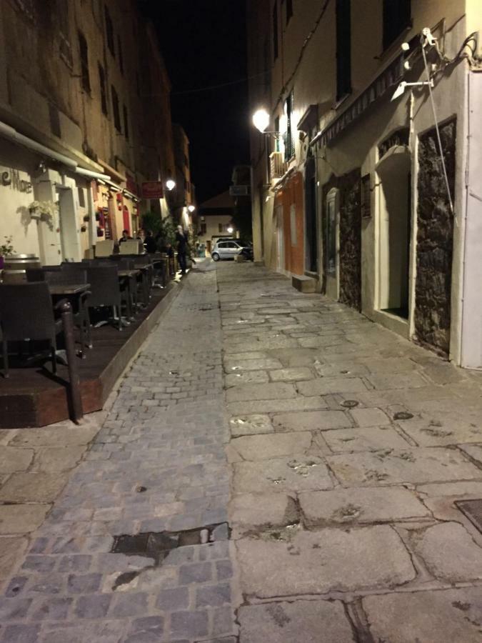Monolocale Centro L'Ile Rousse A 100Mt Dalla Spiaggia Bagian luar foto